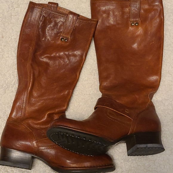 Frye leather boots with buckle size 6 - Picture 3 of 7